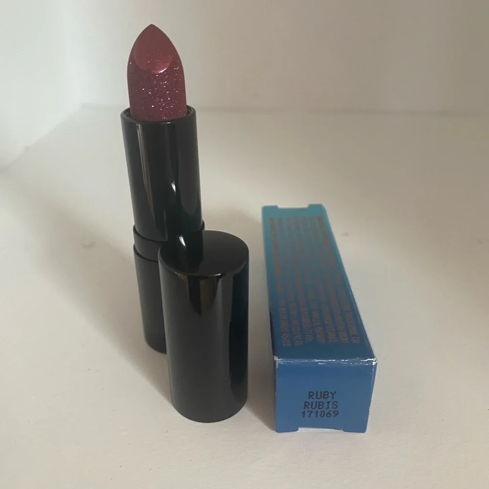 MARY KAY LIMITED EDITION SPARKLE CREME LIPSTICK IN RUBY, NIB